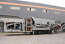 Mobile vibrating Screen